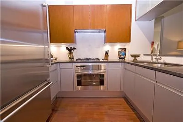 Rented by Corcoran | media 22