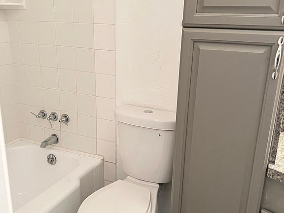 3rd image of 7221 N 34th Ave