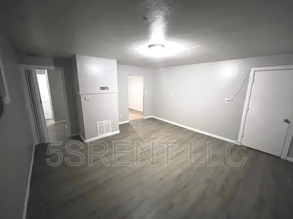 236 S Mary Ellen St APT C, South Lebanon, OH 45065