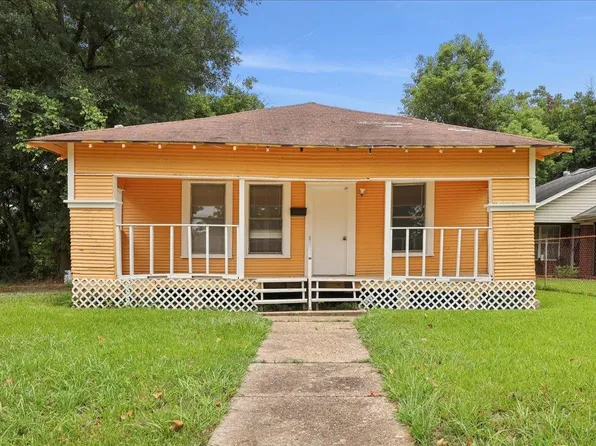 755 Doucette St, Beaumont, TX 77701