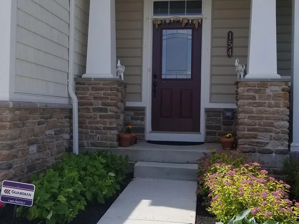 154 Providence Cir
