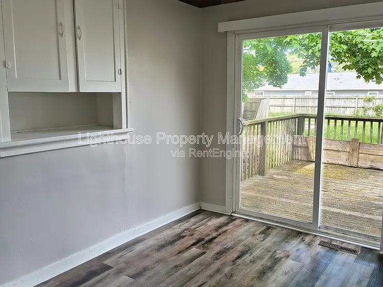 3041 Lemuel St — Photo 7