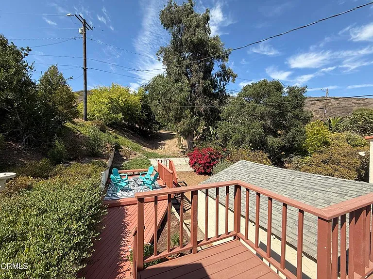 2371 Foster Ave — Photo 19