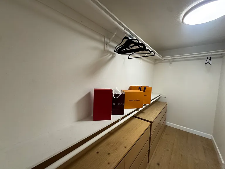 22411 Holly Ct — Photo 30