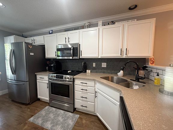 5th image of 106 Wimbledon Way #106