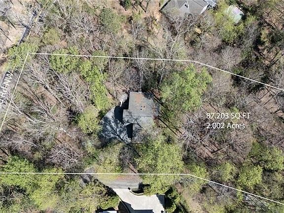 2nd image of 3391 Ridgewood Rd NW