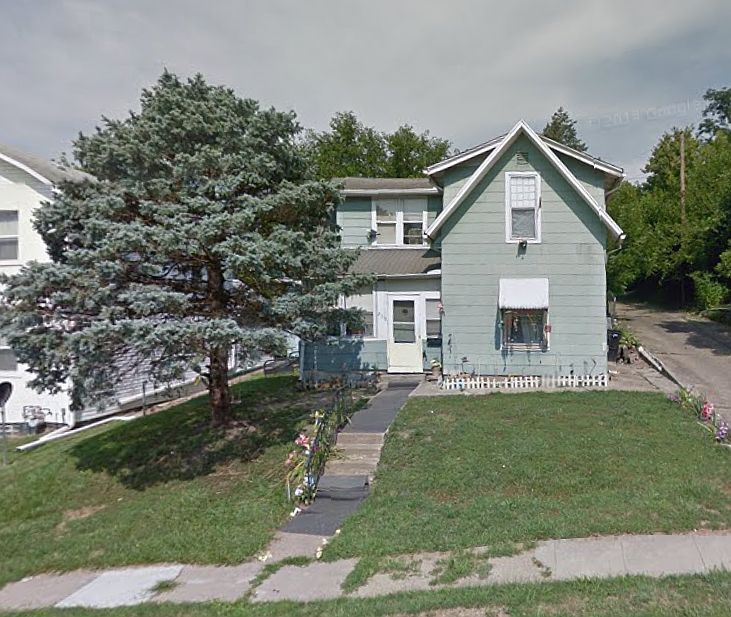 1st image of 215 N McLean St