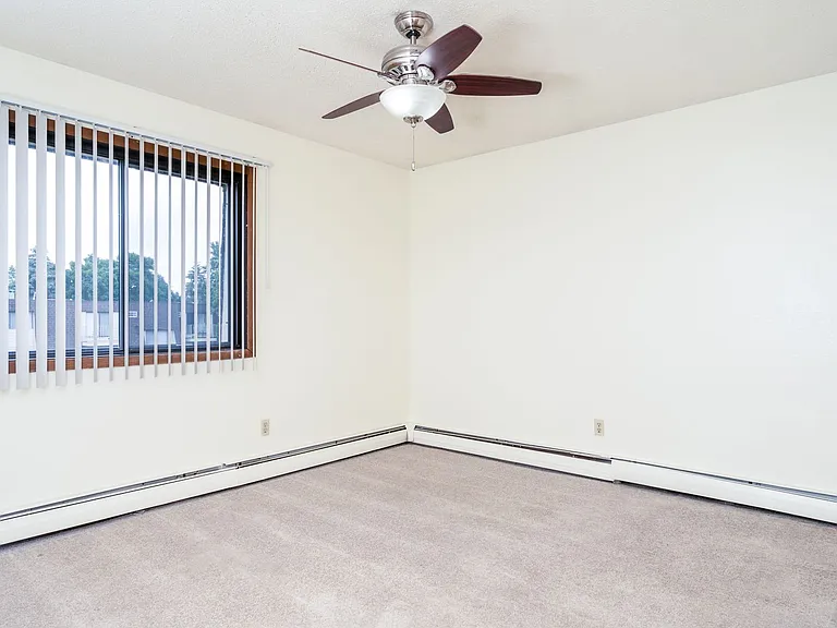Heritage Heights Apartments — Photo 19