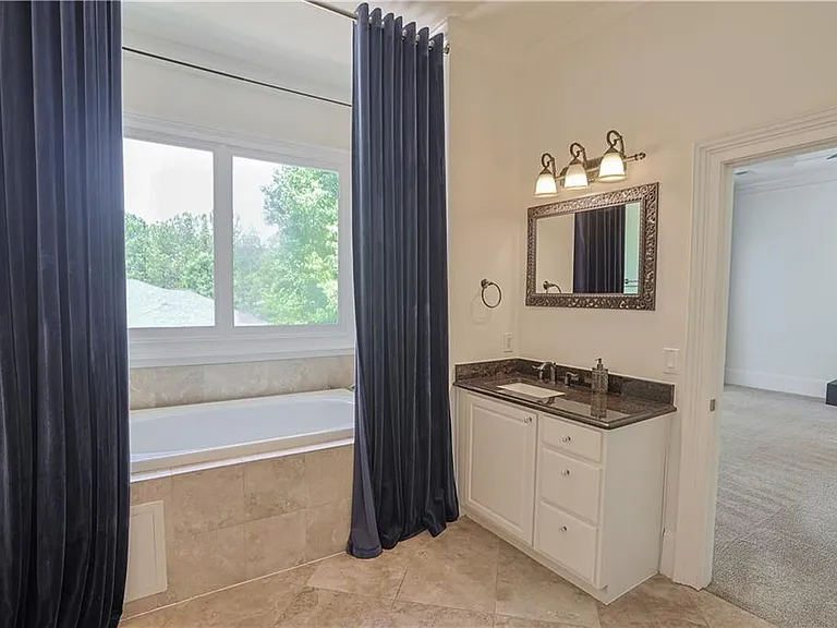 1296 Lenox Park Blvd — Photo 67