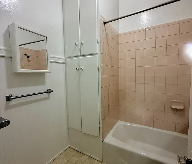 1569 Powell St — Photo 11