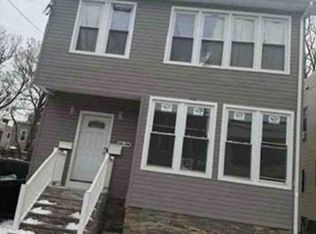 26-28 Aldine St, Newark, NJ 07112