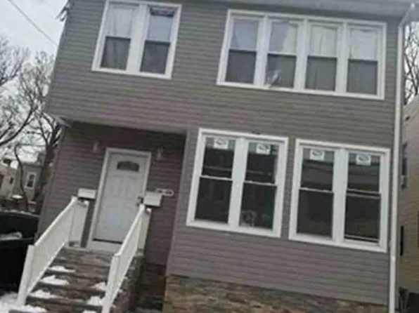 26-28 Aldine St, Newark, NJ 07112