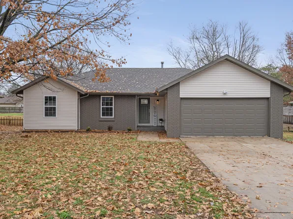 3205 W Roxbury Street, Springfield, MO 65807