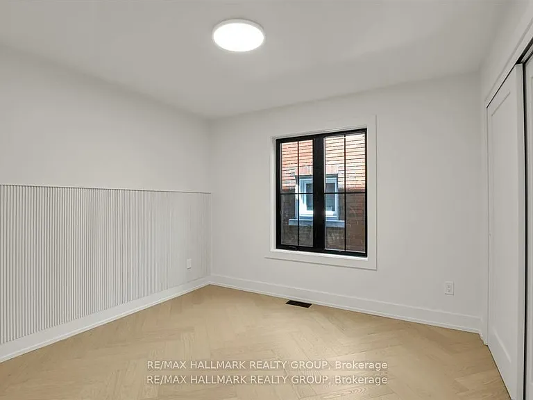 13 Ella St #1 — Photo 34