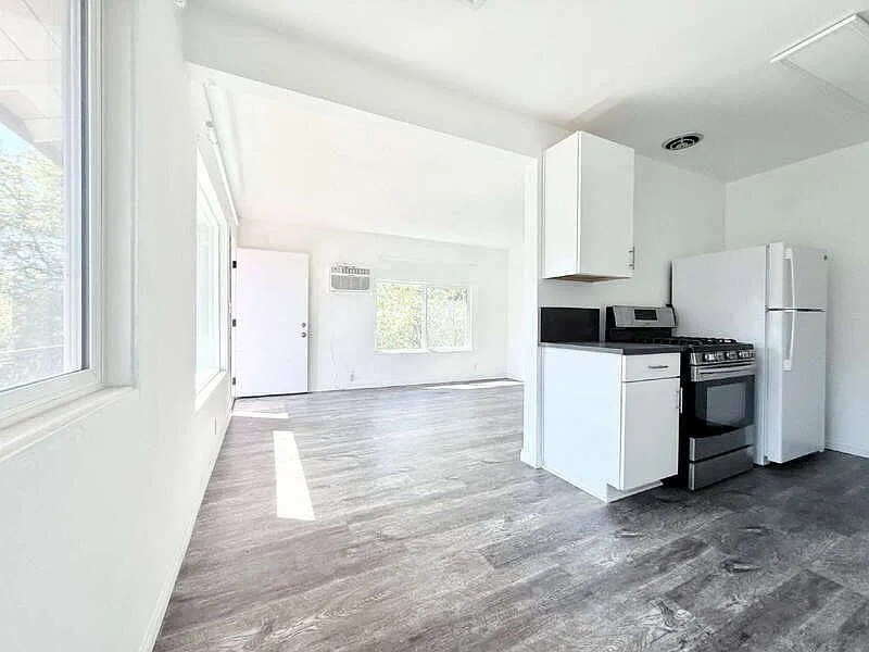 1 bed, 1.0 bath, 650 sqft, $2,150 — Photo 4