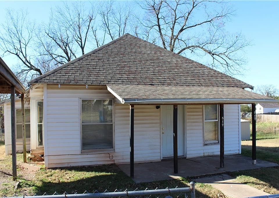 1st image of 517 S Dewey Ave