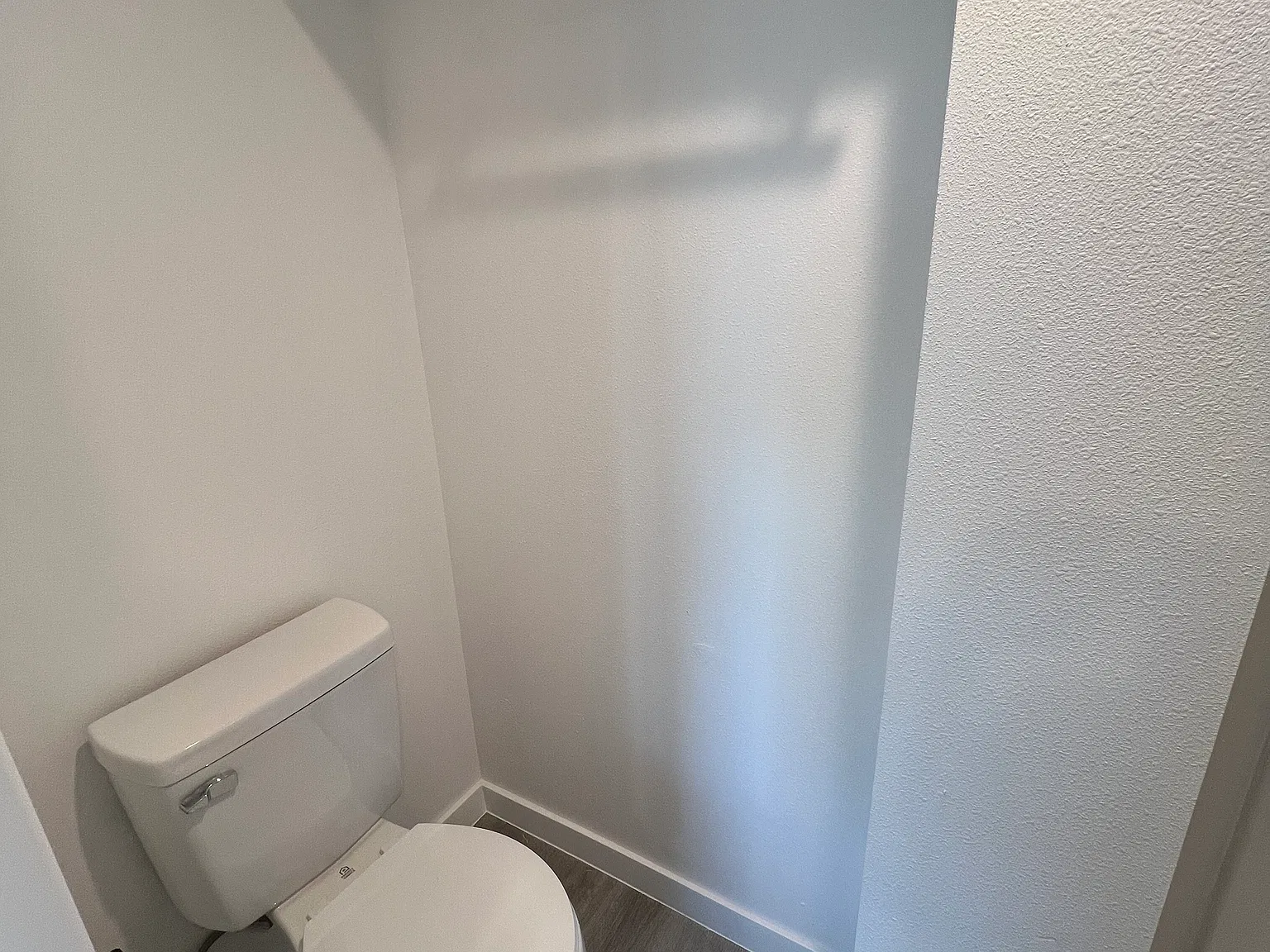 1 bed, 1.5 bath, 600 sqft, $1,895 — Photo 2