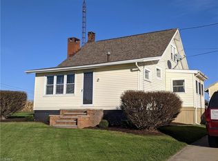 6850 Sherman Church Rd SW, Navarre, OH 44662