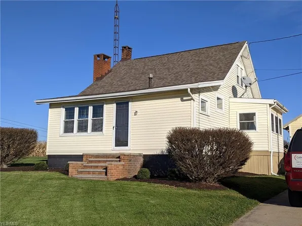 6850 Sherman Church Rd SW, Navarre, OH 44662