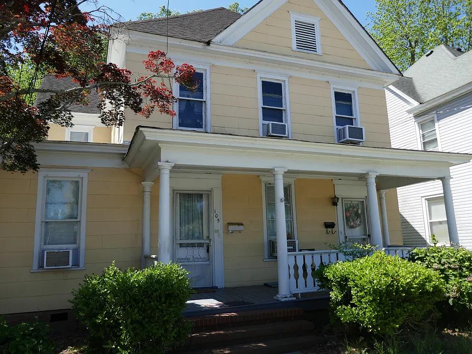 105 W Church St #1