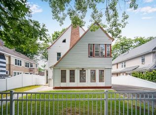 150-152 Leyfred Ter, Springfield, MA 01108