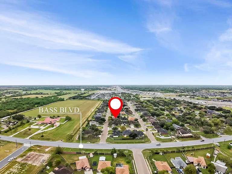 610 Violet Ln — Photo 22