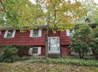 87 Cold Spring Cir, Shelton, CT 06484