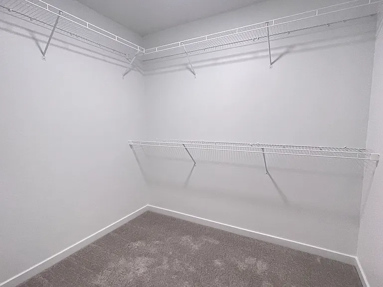 1722 N Hawthorne Pl — Photo 16