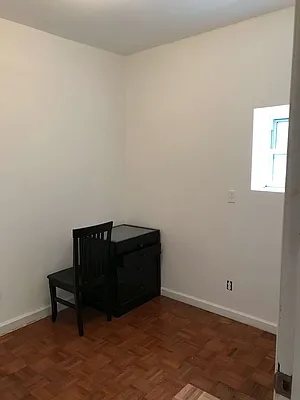 Rented by Flatiron Real Estate Advisors LLC | media 31