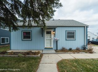 8558 44th Pl, Lyons, IL 60534