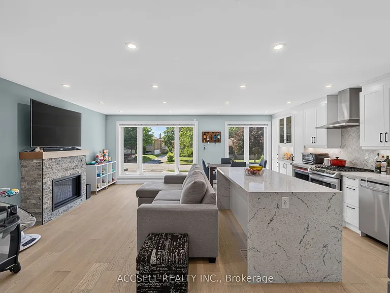 10 Sylla Ave — Photo 4