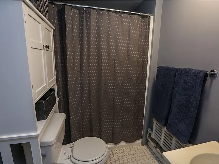 17 Russell St #11 — Photo 13