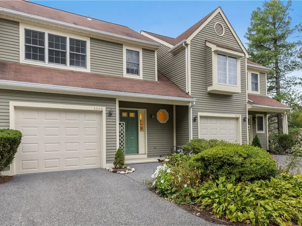 1005 Kensington Way, Mount Kisco, NY 10549