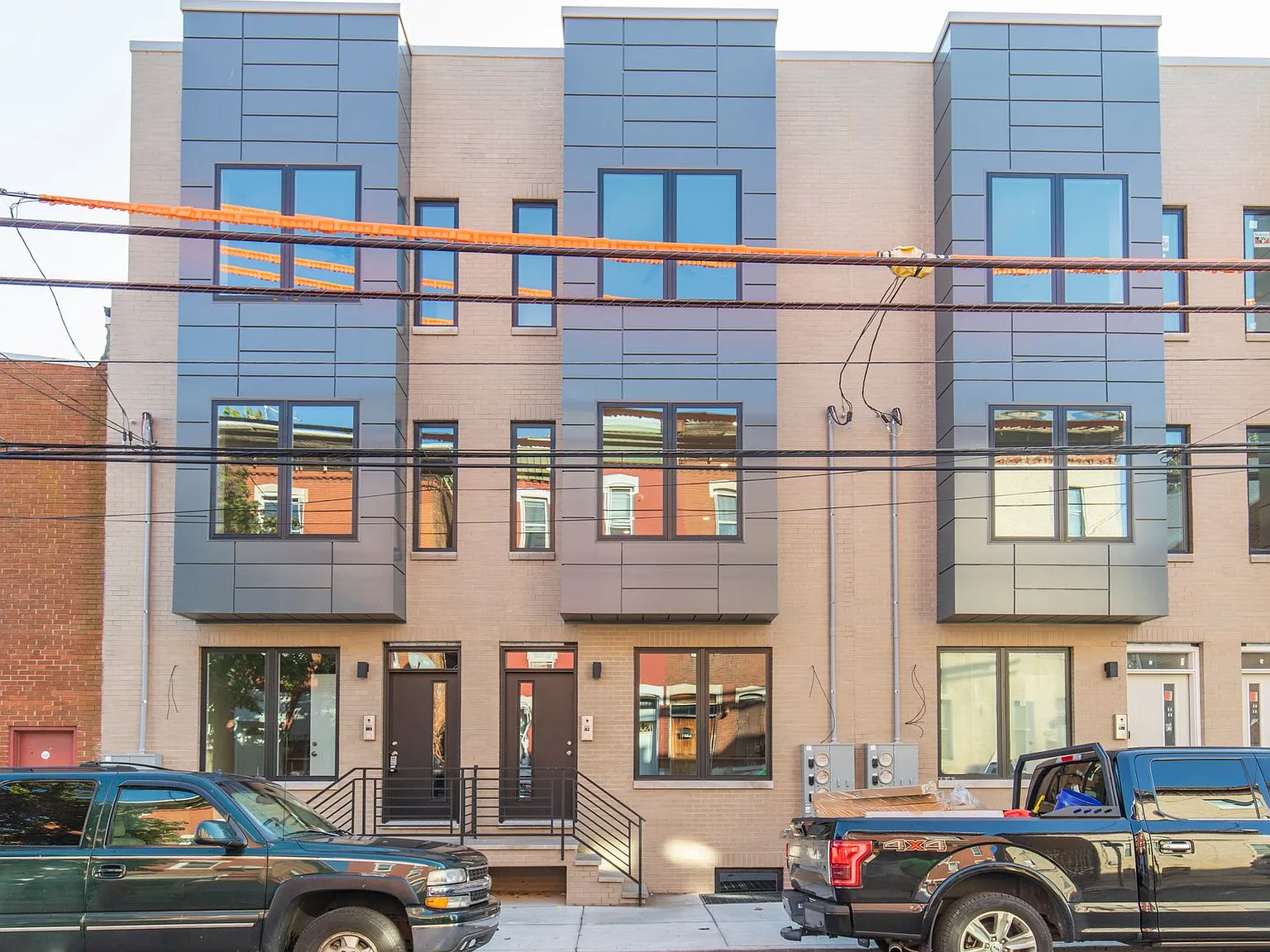 Sharswood Apartment Available! — Photo 2