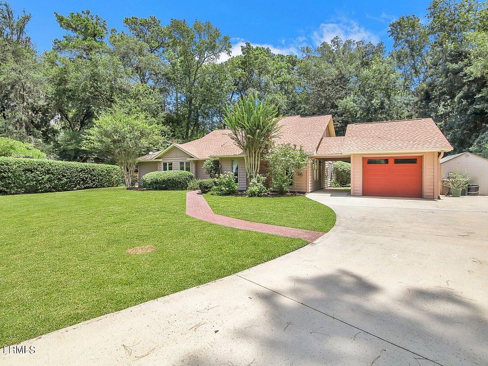 1st image of 38 Chesterfield Lake Drive