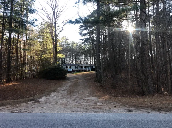 180 Windsong Ln, Youngsville, NC 27596