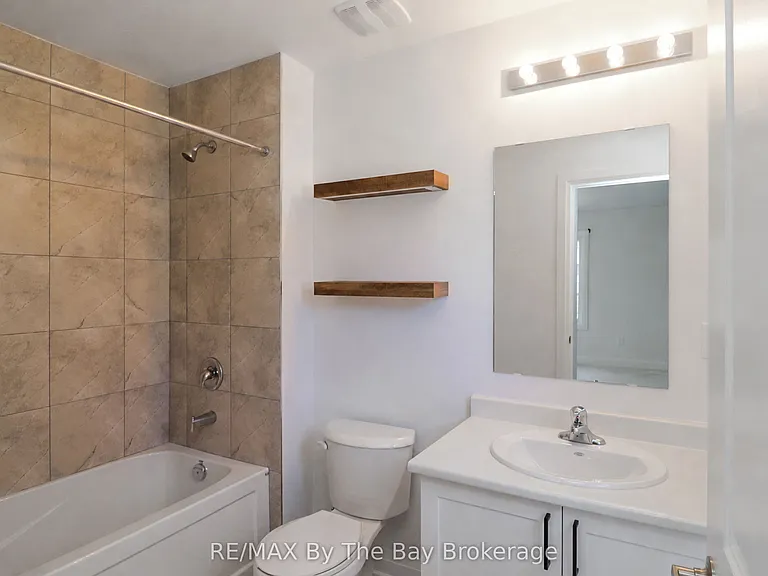 52 Amber Dr — Photo 44