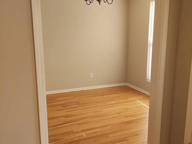 6019 Kingsley Dr — Photo 6