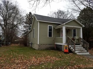 121 McKinley Ave, Alpena, MI