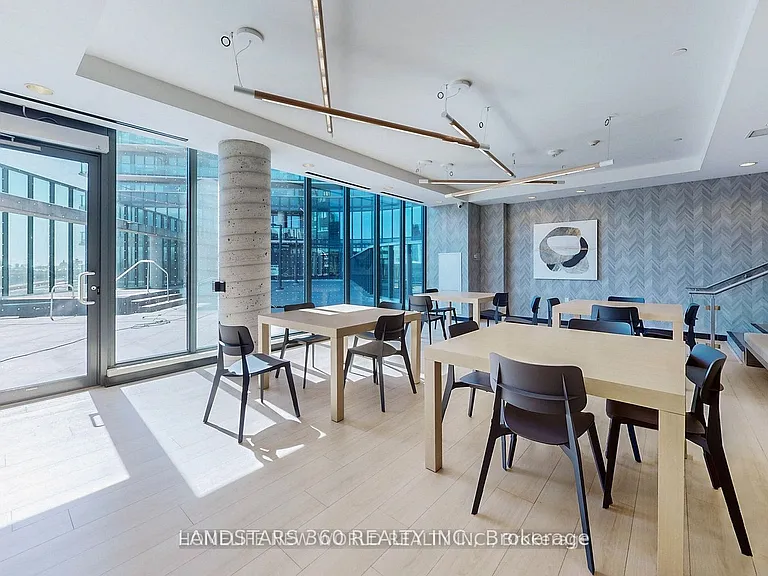 49 E Liberty St #2310 — Photo 16