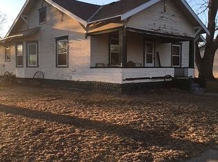 245 Douglas St, Bradshaw, NE 68319