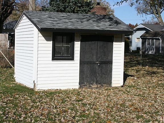 4th image of 1008 Homewood Dr