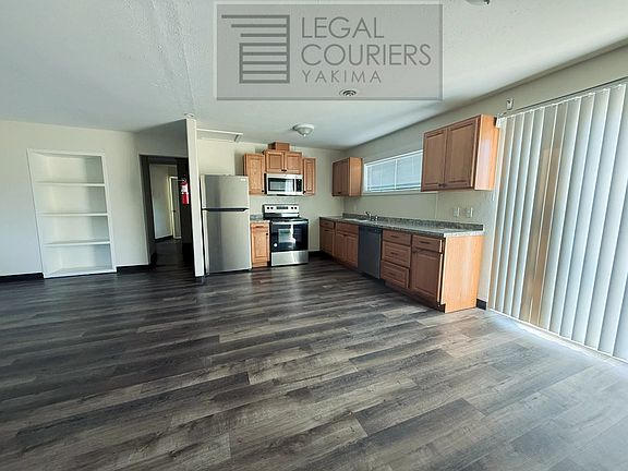 3rd image of 7211 Maclaren Way #A