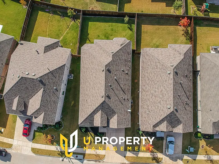 1113 Sheldon Dr — Photo 34