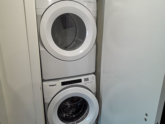 4th image of 595 Austin Ave #2200