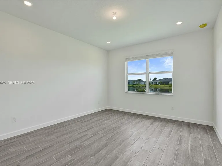 3777 Harborside Ave — Photo 29