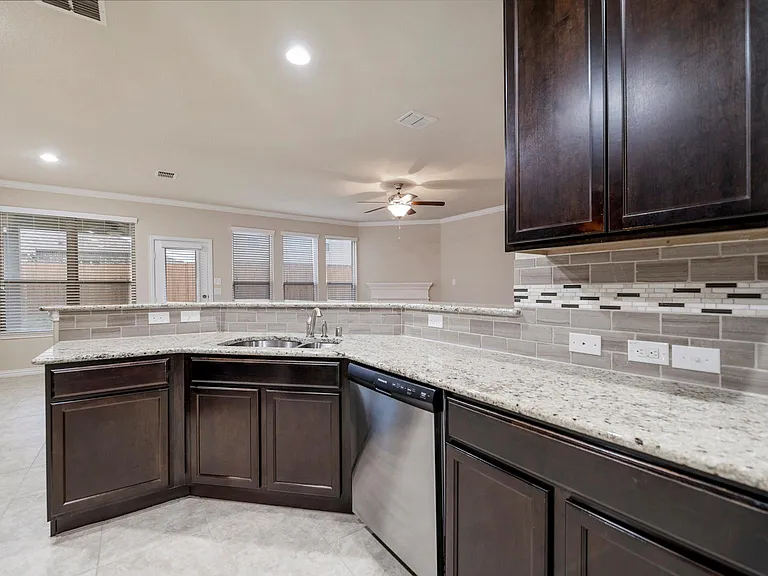 16217 White Rock Blvd — Photo 10