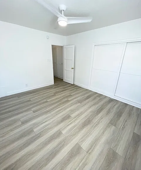 421 N Doheny Dr #14 — Photo 16