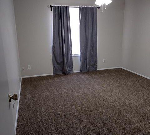 5th image of 1737 E Campus Dr