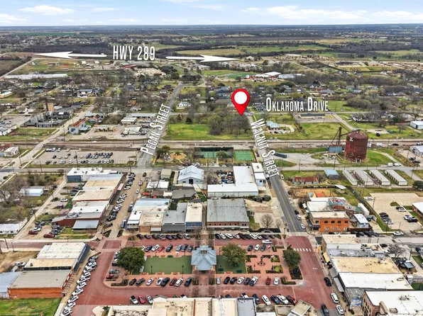 212 E Walnut St, Celina, TX 75009